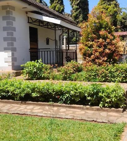 Aivilo Home Энтеббе Экстерьер фото