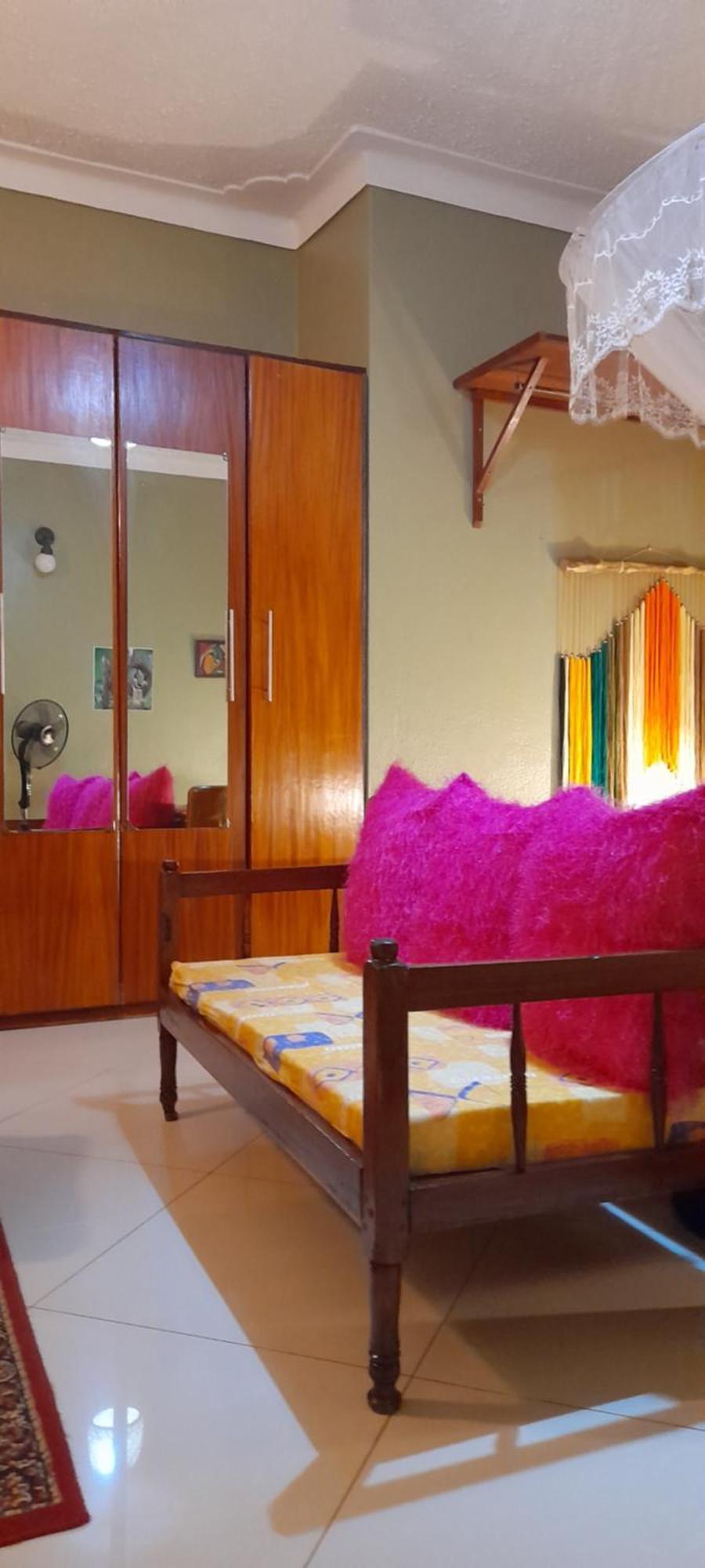 Aivilo Home Энтеббе Экстерьер фото